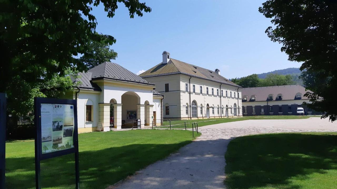 Comfort Apartment For 6 & Loggia & Free Parking Zilina Exterior photo