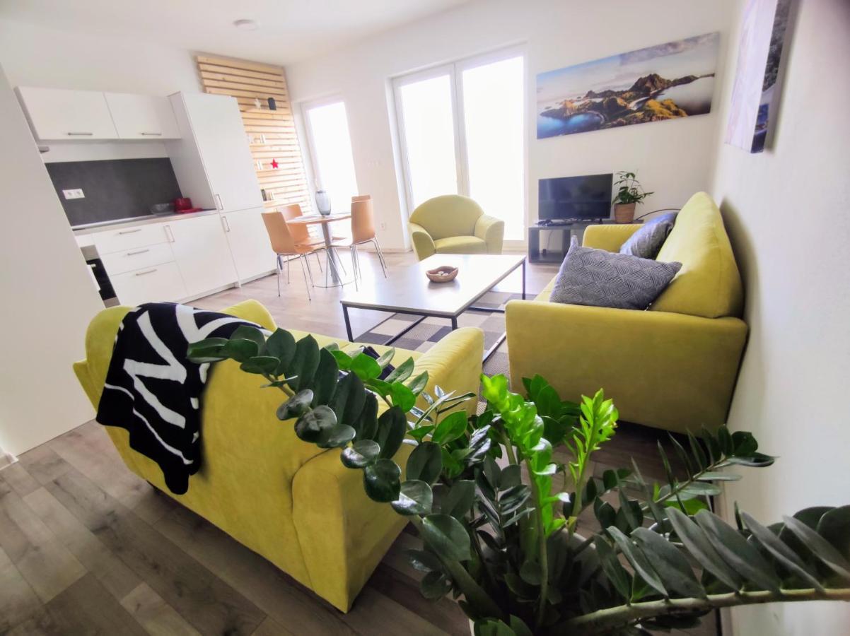 Comfort Apartment For 6 & Loggia & Free Parking Zilina Exterior photo