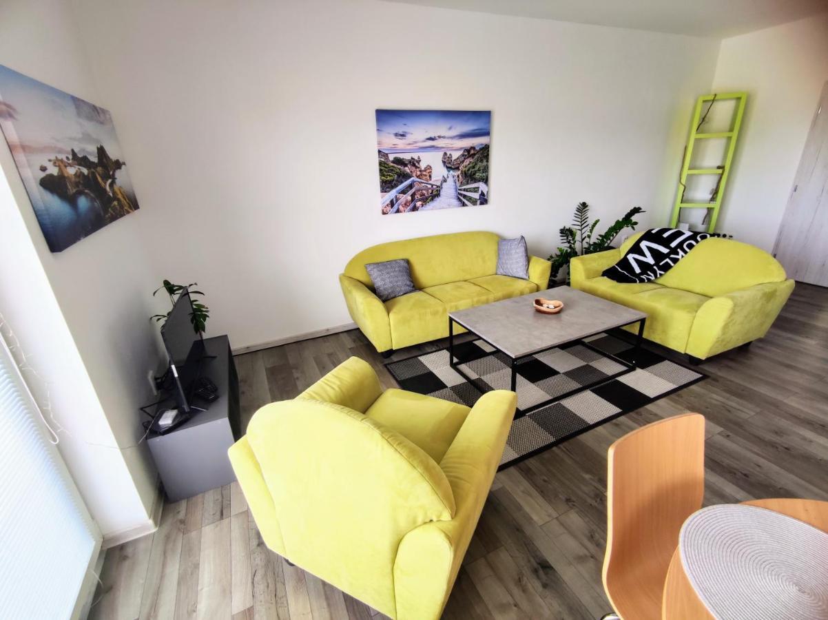 Comfort Apartment For 6 & Loggia & Free Parking Zilina Exterior photo