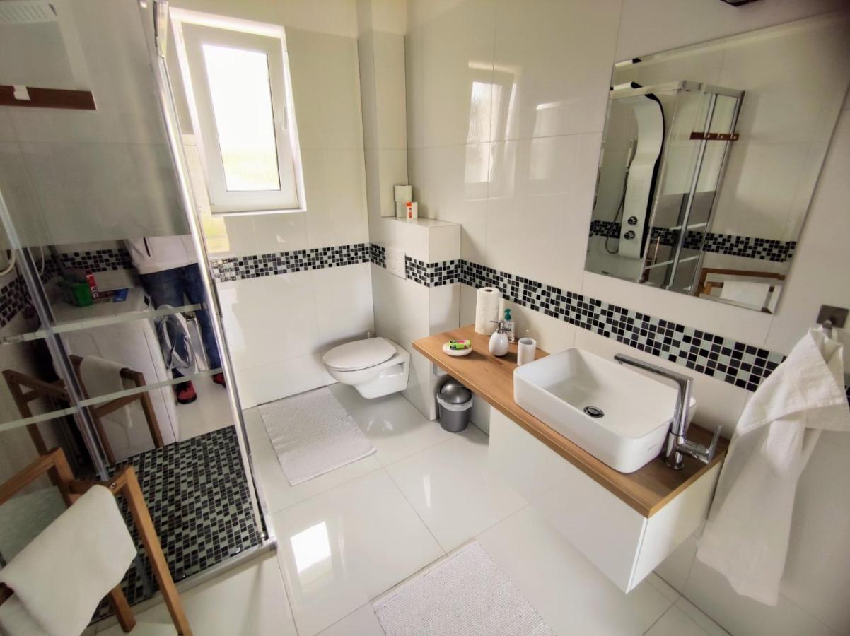 Comfort Apartment For 6 & Loggia & Free Parking Zilina Exterior photo